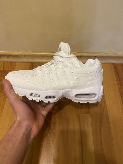 Vand papuci airmax albi