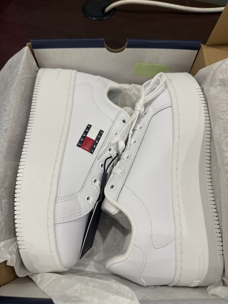 Tommy Jeans кецове 38 номер - чисто нови