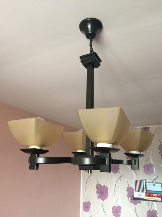 Candelabru abajur din sticlã