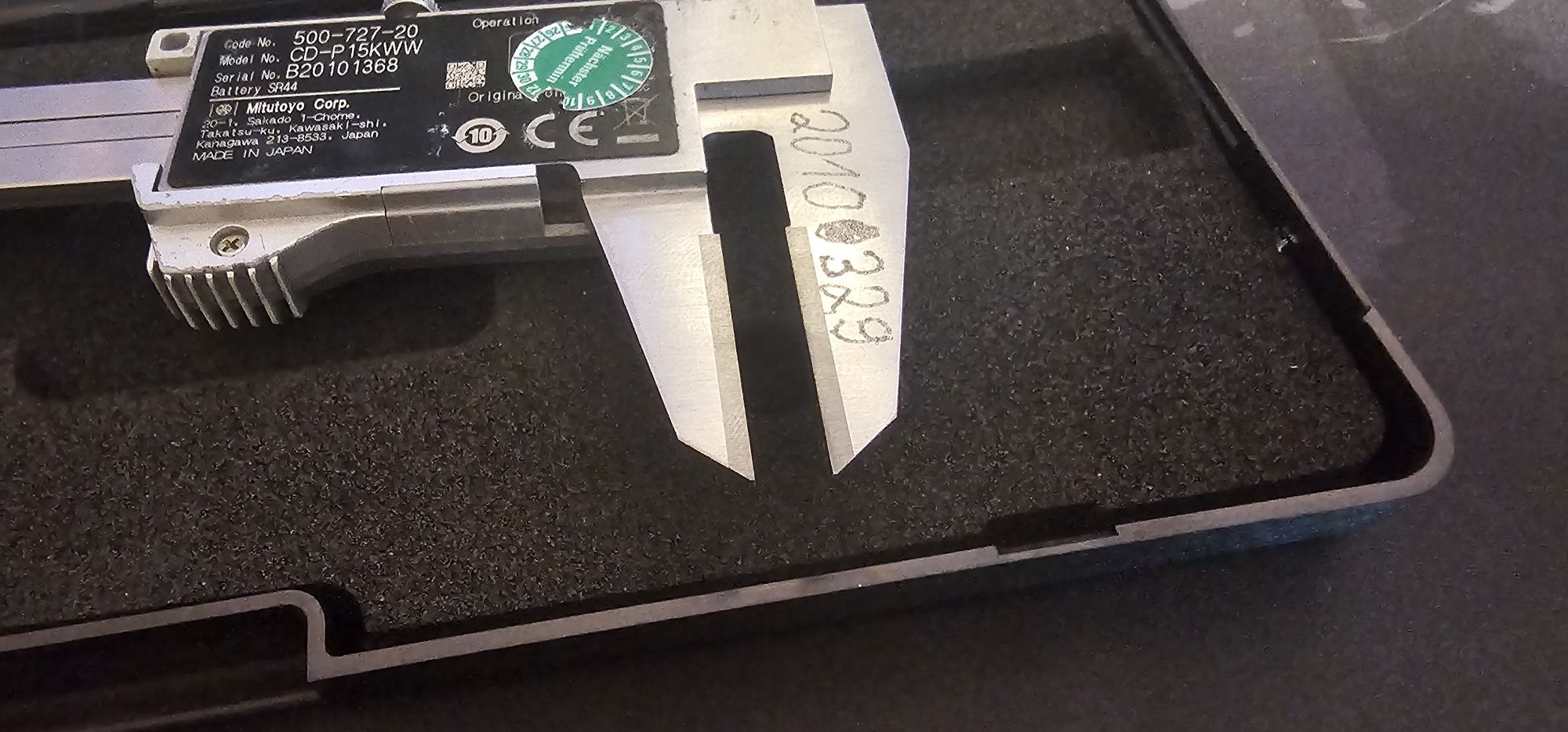 Mitutoyo CD-P15KWW. Дигитален водоустойчив шублер твърдосплавни челюст