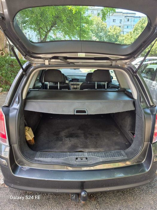 Opel Astra H  - 2009