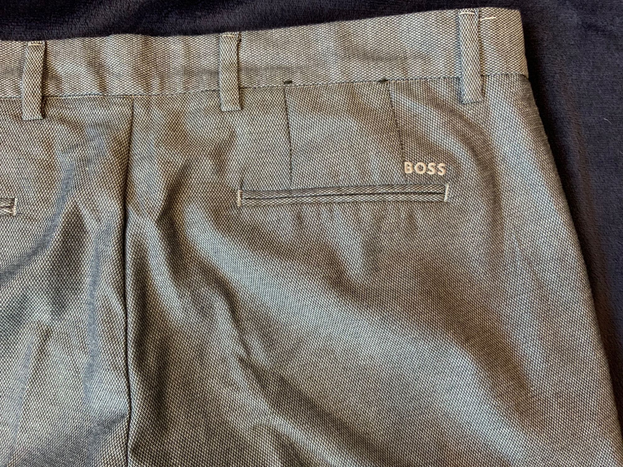 Hugo Boss-оригинален панталон 33-34 размер
