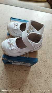 Детски обувки за дете