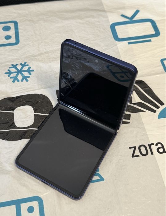 КАТО НОВ 512GB Samsung Z Flip 7 Зора Гаранция 2027 Blue / Син