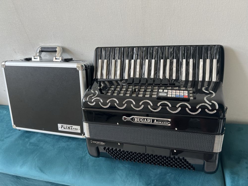 Acordeon Digital Bugari Armando