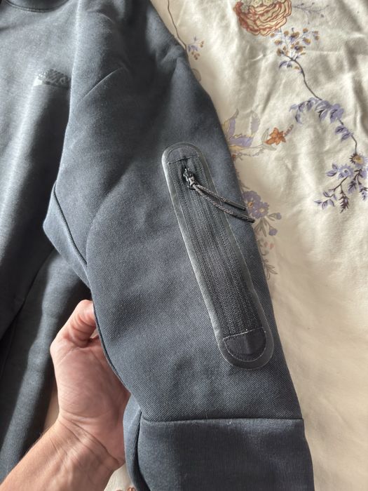 Nike tech fleece размер XS