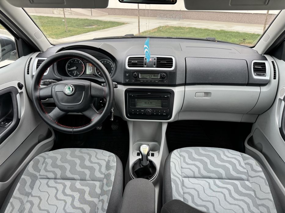 SKODA FABIA AN2010 Nou Adus 1.4 i Clasic Climatronic Xenon Jante Top