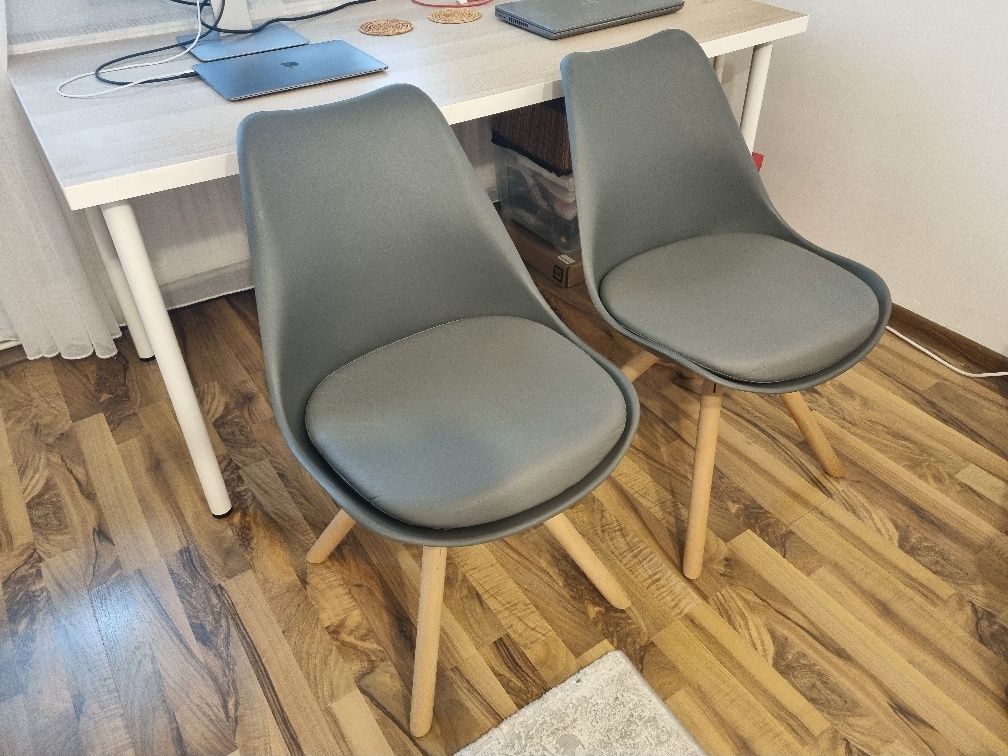 2 scaune gri stil scandinav Somproduct
