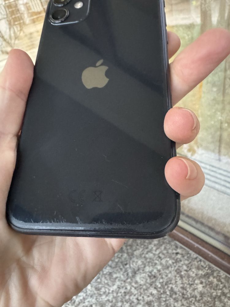 iPhone 11 64 GB 86%