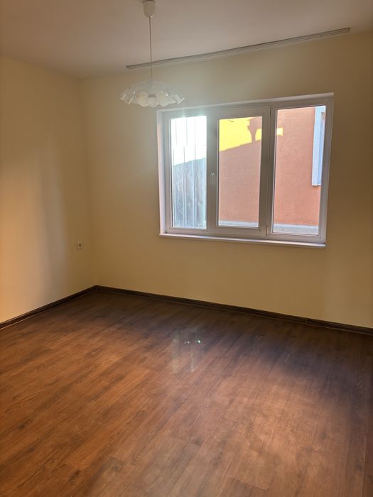 Дава се под наем Къща в Бухово - 100 кв.м за 357 € - Снимка #2