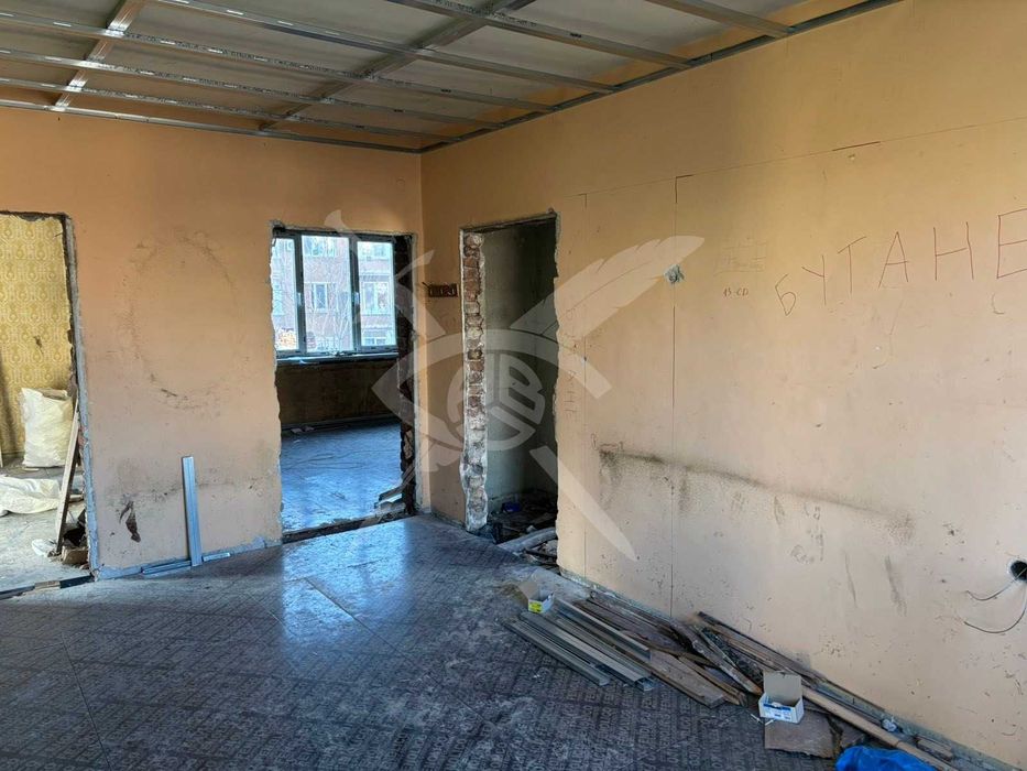 Продава се Многостаен апартамент в София, Център - 110 кв.м за 2082 €/кв.м - Снимка #12