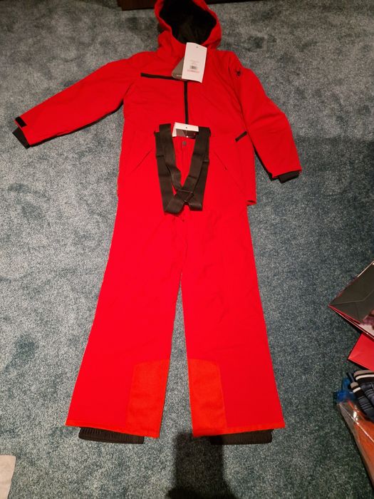 Spyder jacheta + pantaloni mărimea.140-146 NOU