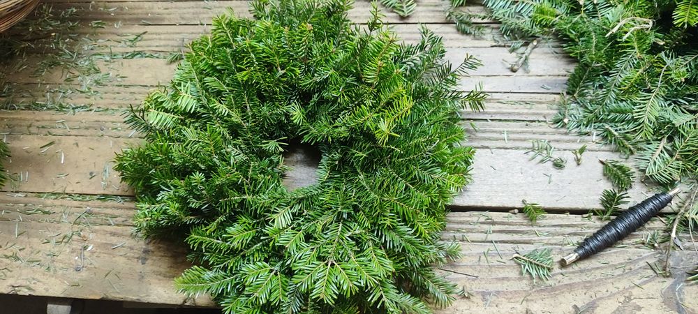 Coronite ,Coroane, ghirlande ,  Brad Natural