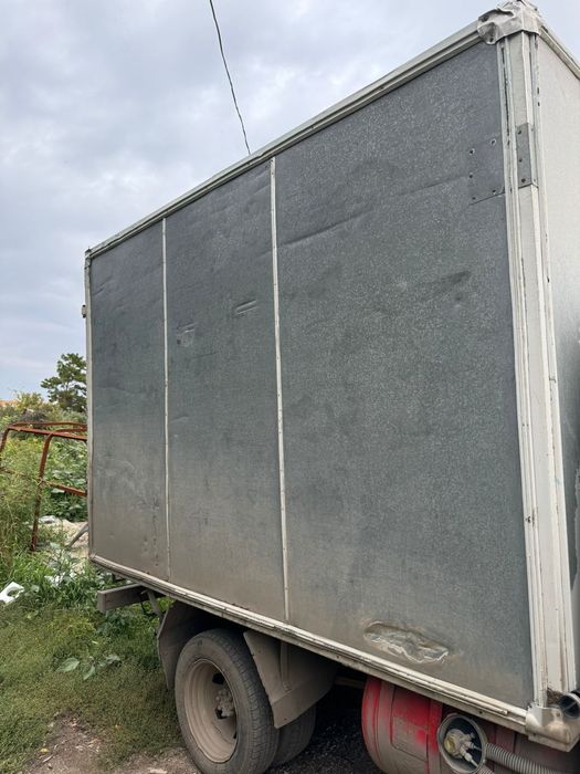 Продам кубов 3.20 целнометолический