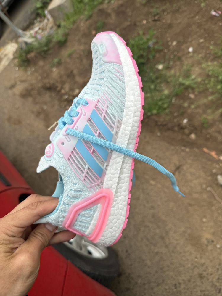 Adidas ultrabooat