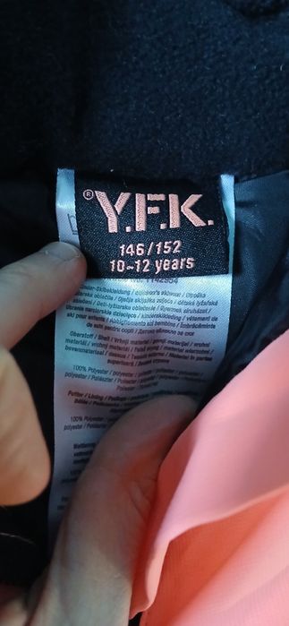 Pantaloni pt copii pt zapada/schiat 146/152