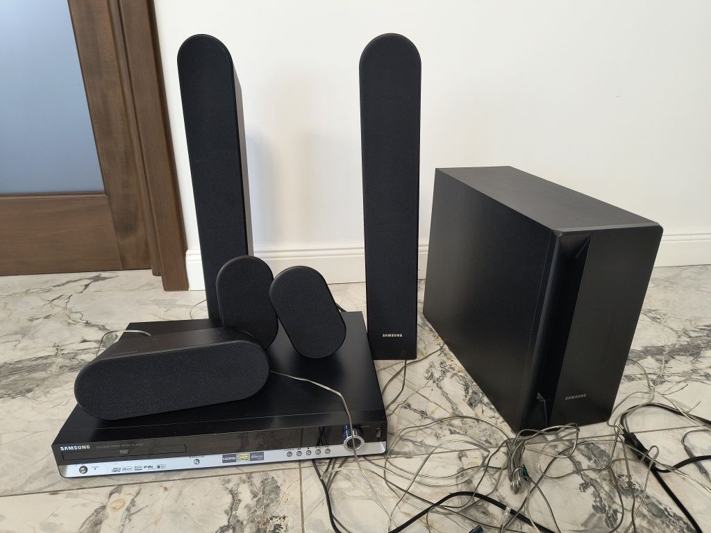 Sistem Home Cinema Samsung HT-THX22