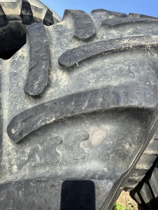 710/75r42 bkt tractor