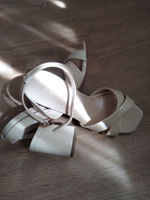 Sandale elegante,mărimea 36