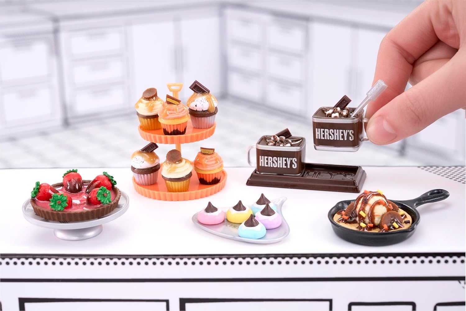 MGA Make It Mini Food Hershey, мини еда, игра