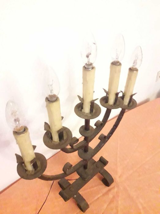 Veioza din fier forjat cu cinci brate