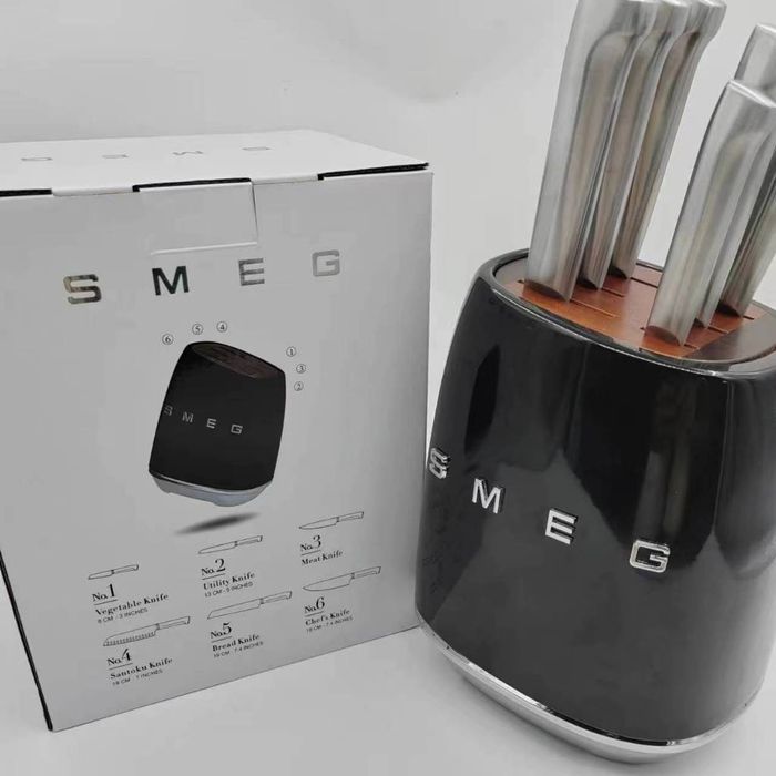 Блок с 6 ножа SMEG knife set