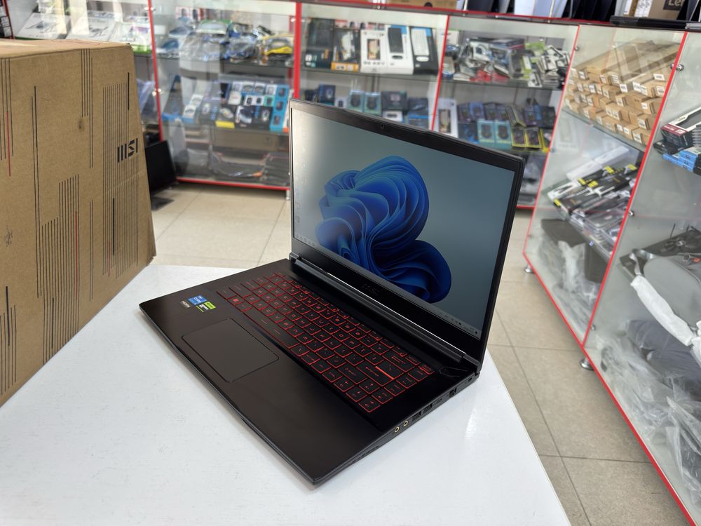 MSI i5-11400H, 16/512 RTX 3050 full karobka dokumentlari bilan idealni