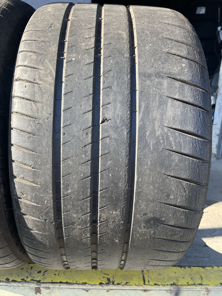 2 бр. гуми полу слик 305/30/20 Michelin DOT 4821 5 mm