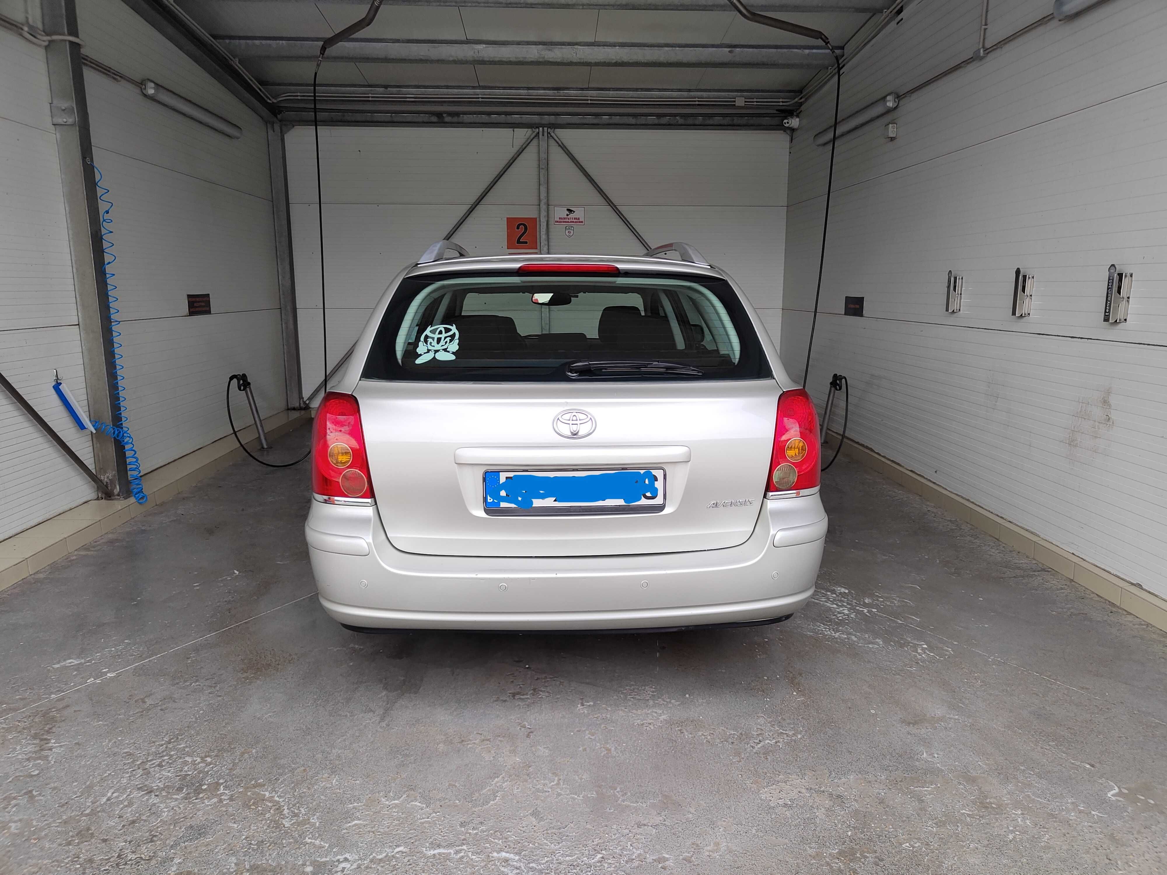 Toyota avensis 2.0 147 Бензин Автомат цяла за ЧАСТИ