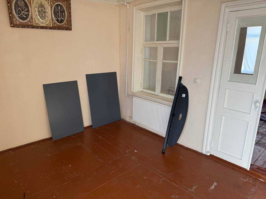 Срочно сдается дом 10 комнат,6 соток,метро Хонабод.