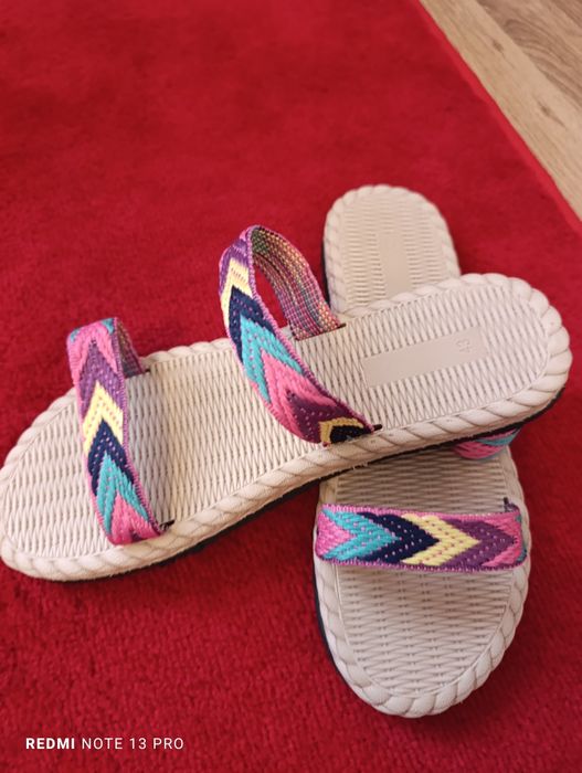 Slapi noi ușori nr 41