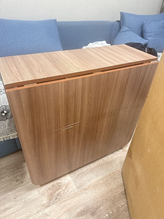 Стол книжка в хорошем состоянии