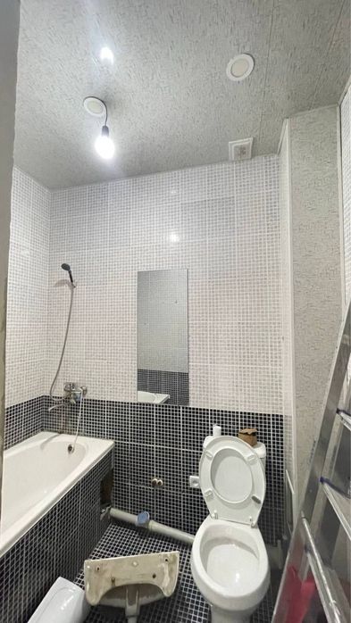 1 хонали уй сотилади 2 этаждан евроремонт