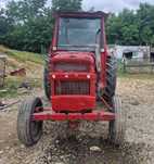 Vând Tractor cu motor de 45