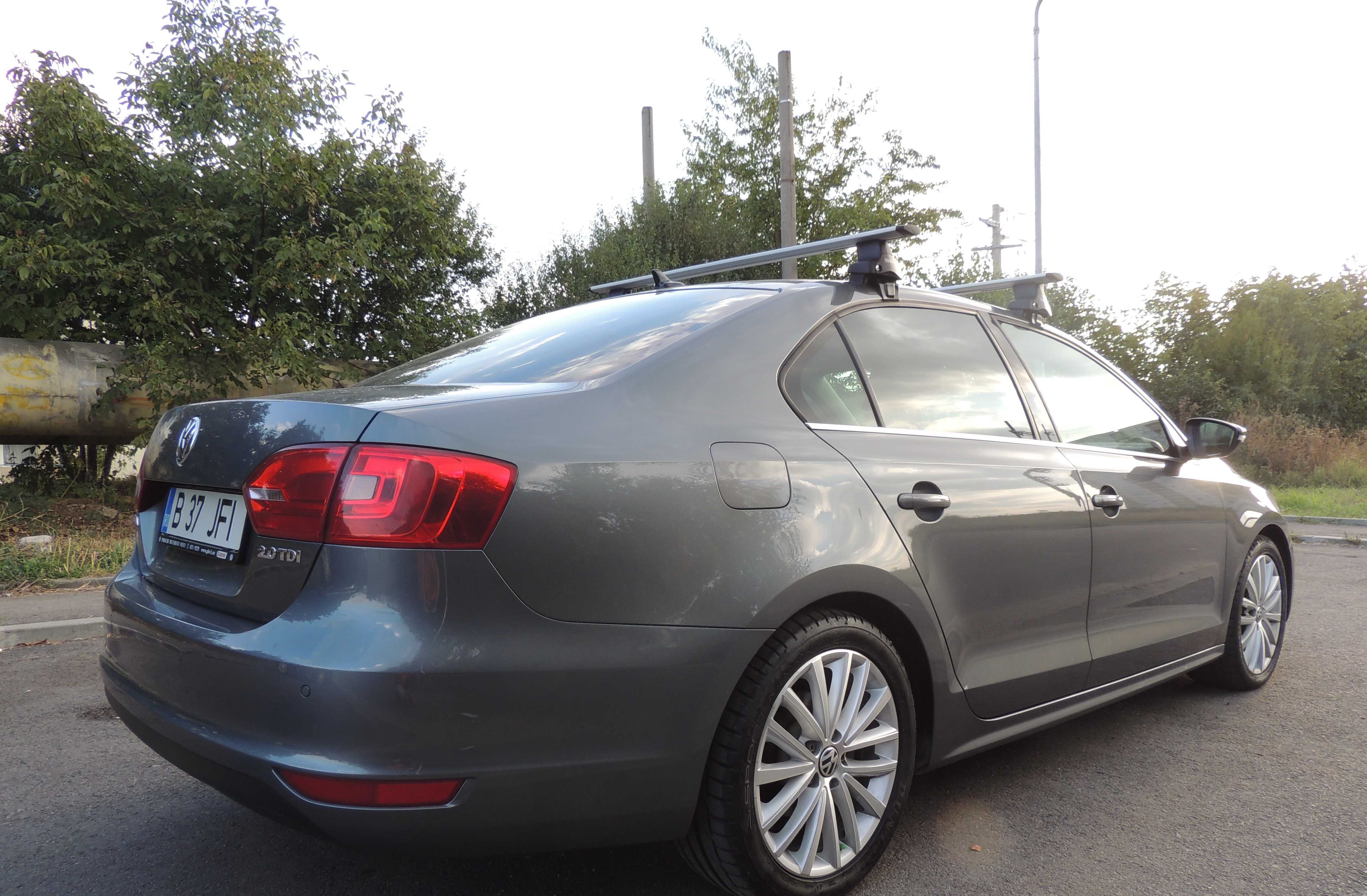 Volkswagen Jetta 2.0 TDI Highline DSG