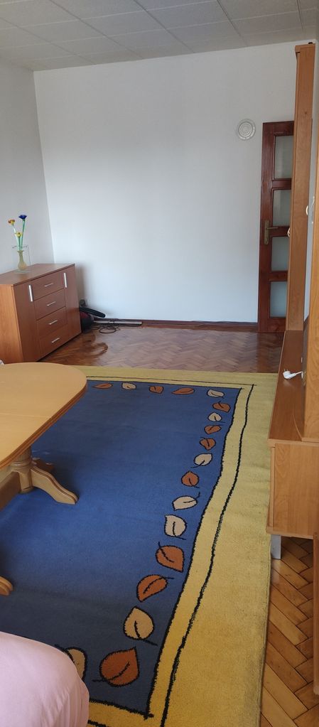 Дава се под наем Тристаен апартамент в Ямбол, Възраждане - 72 кв.м за 255 € - Снимка #1