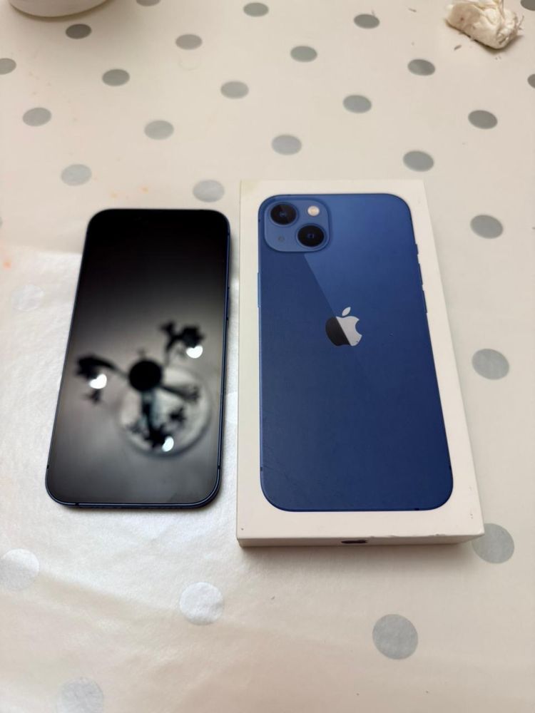 Iphone 13 256 blue обмена нет