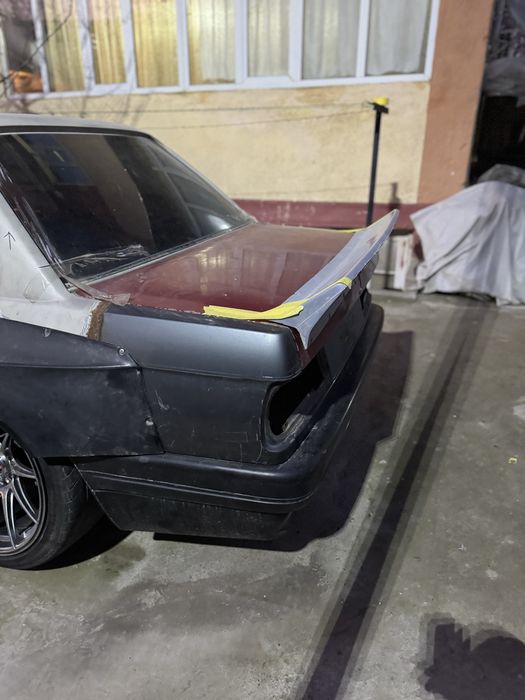 Bmw e30 kupe sotiladi Mator b/n