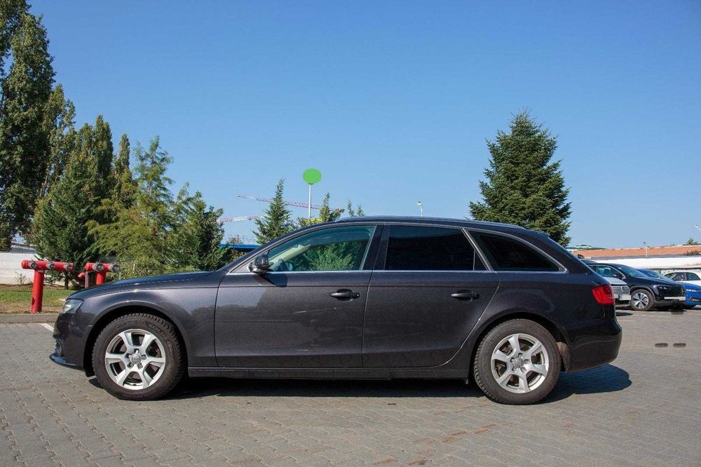 Audi A4 Avant 2.0 TDI Quattro 170 CP