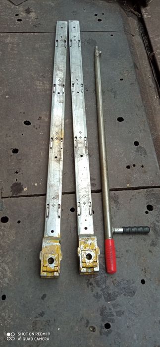 Sistem jolloda pentru descărcat /încărcat semiremorca, remorca