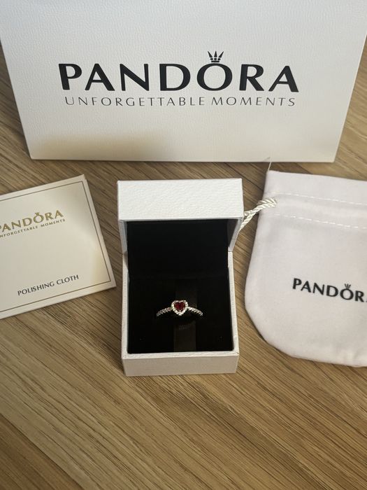 Inel Pandora Rosu