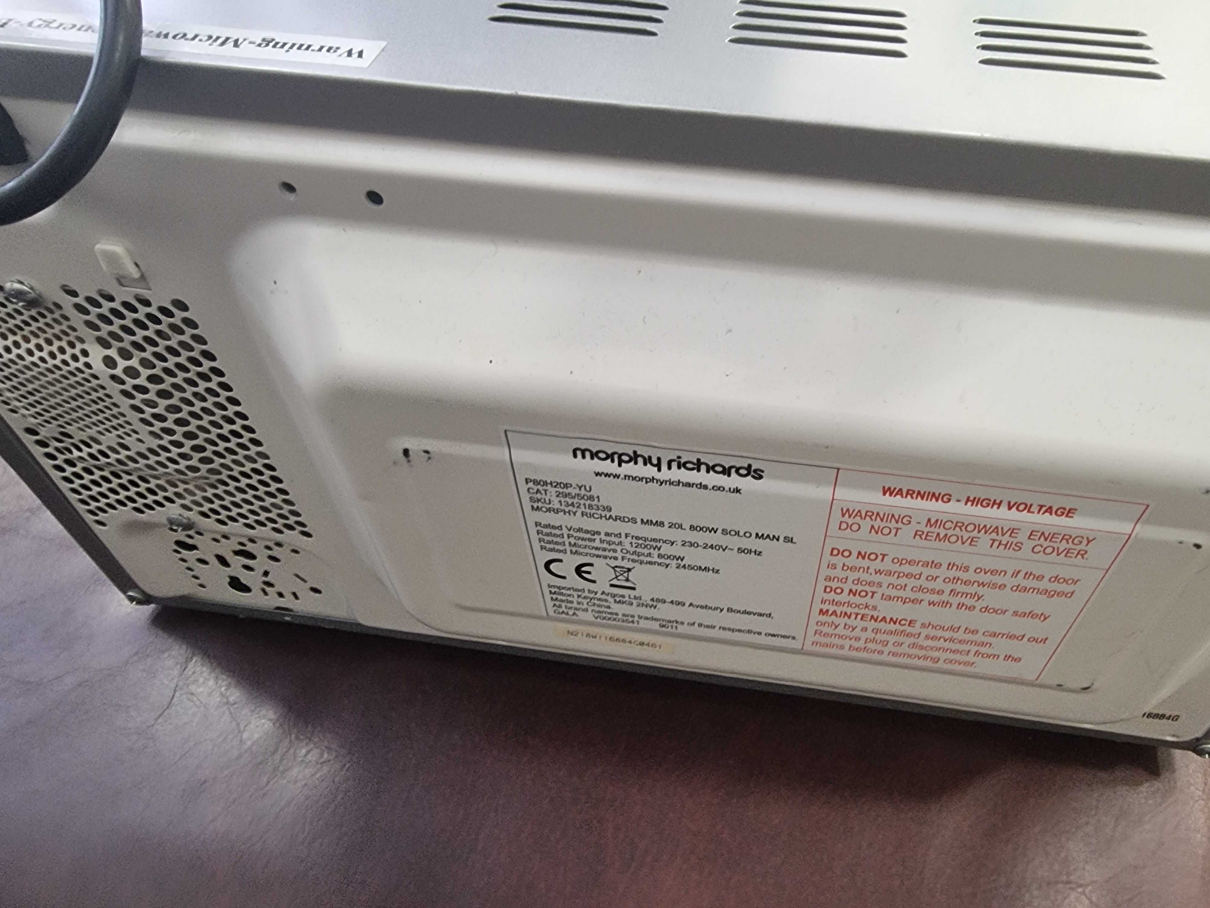 Микровълнова фурна 800W