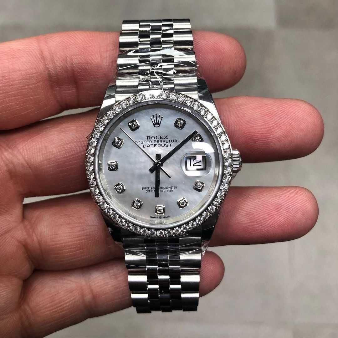 Дамски / Часовници 36mm сребро