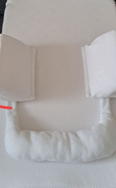 Pernă antireflux bebe