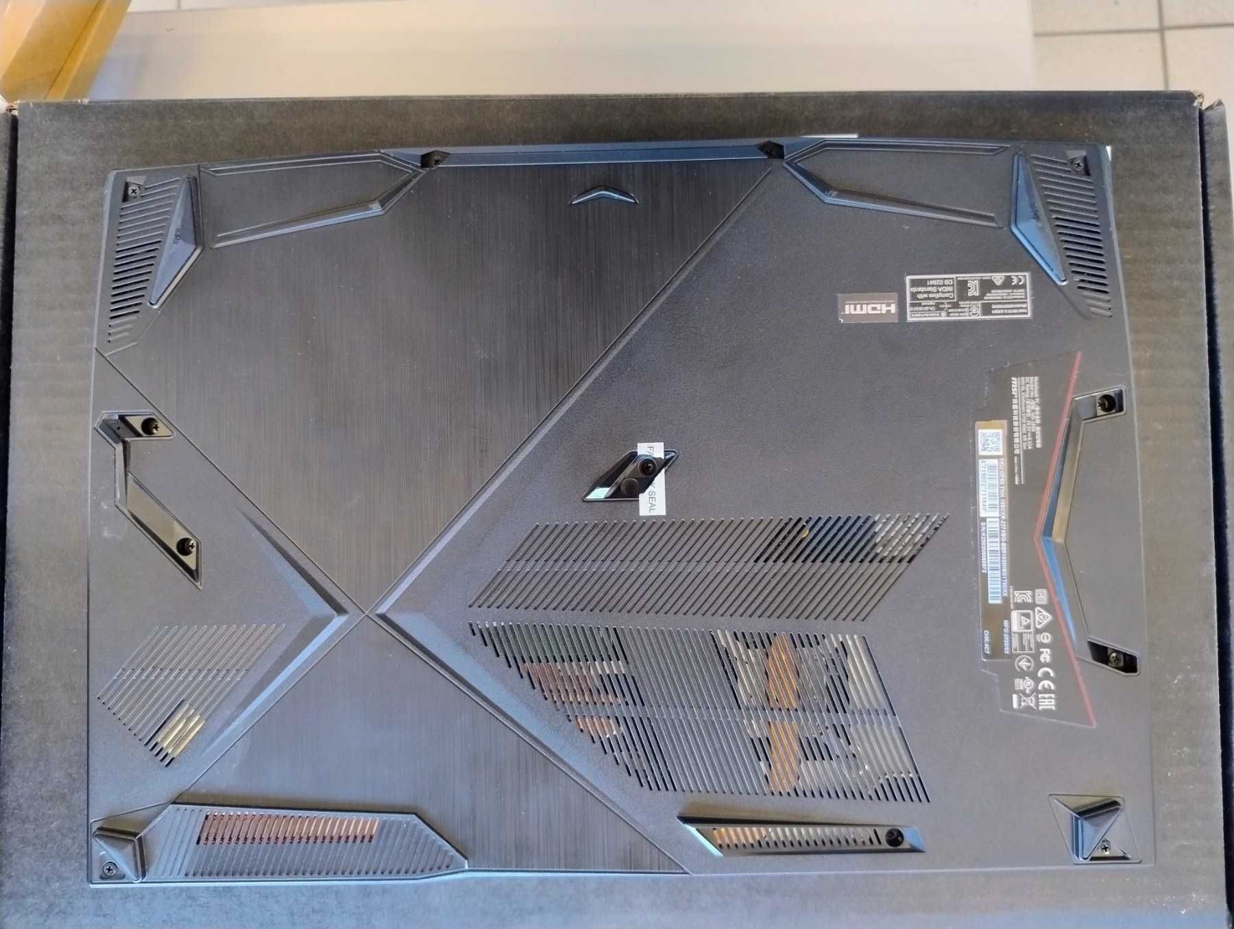 Геймърски лаптоп MSI MS-16R4