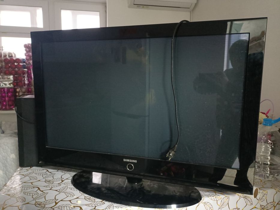 Самсунг телевизор все работает