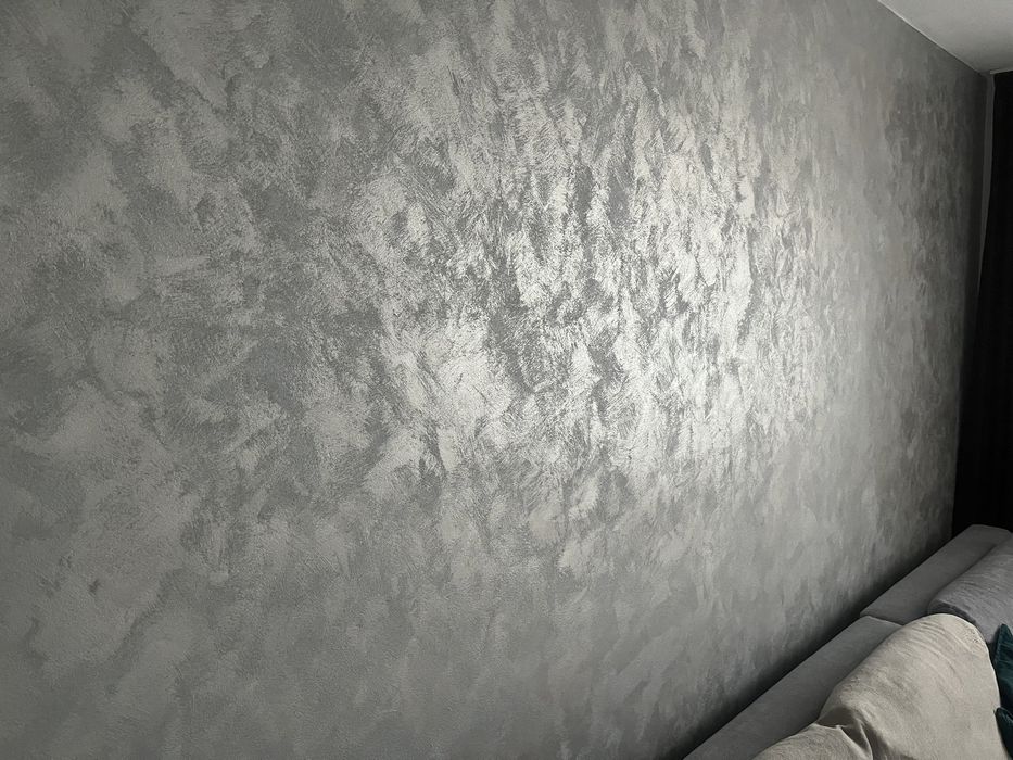 Pensula pentru aplicarea vopselei decorative