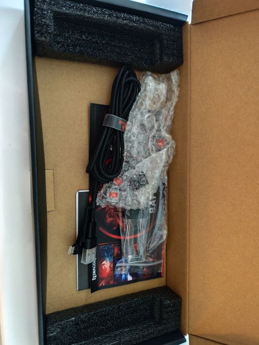 Vand Tastatură mecanică wireless de gaming Redragon 60% compactă,