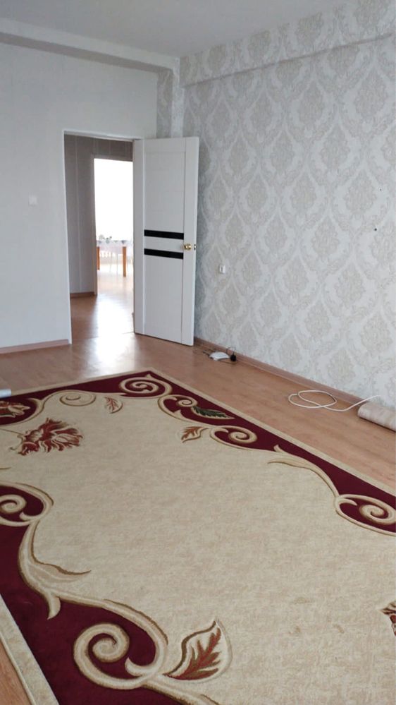 Сдается 2-х ком каартира,9 мкрн7 дом, 3 этаж,61 кв,м, лифт работает