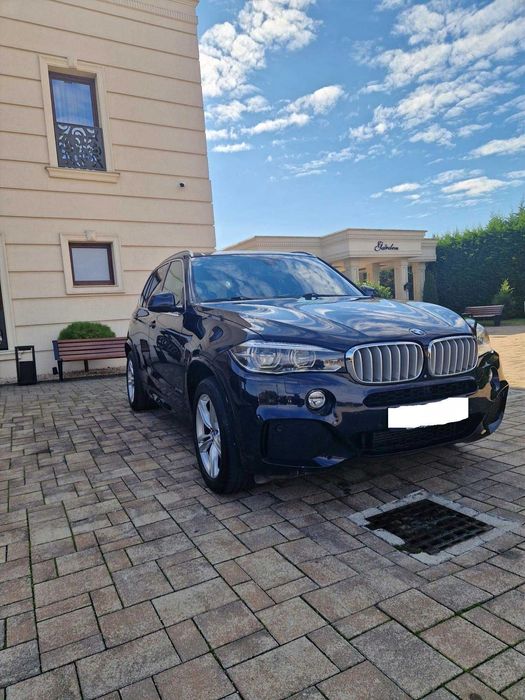 Vând BMW X5 XDRIVE40D Pachet M interior și exterior